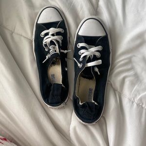 Black all star converse